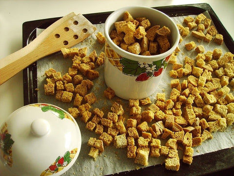 thanksgiving-stuffing-bread-cubes