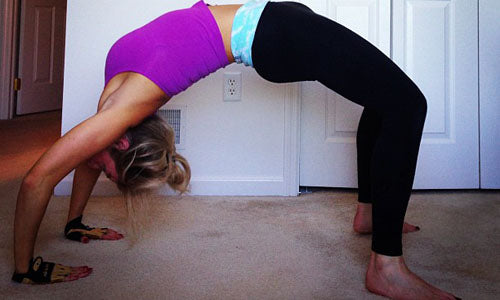 Faire la roue de gymnastique