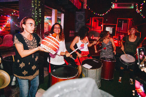 Image of Batuchicas playing at el Nie Bar