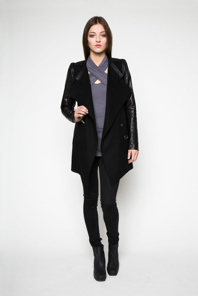 NORDENFELDT Top Amber lilac Wool Leather Coat Ana black Jeans London high waist black