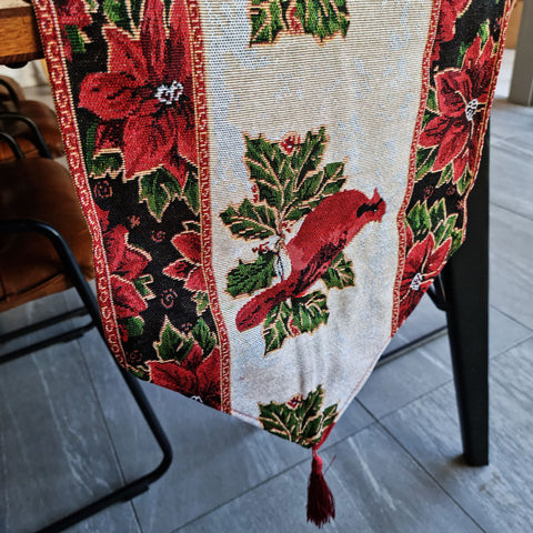 Christmas Table Runner - Red Robin