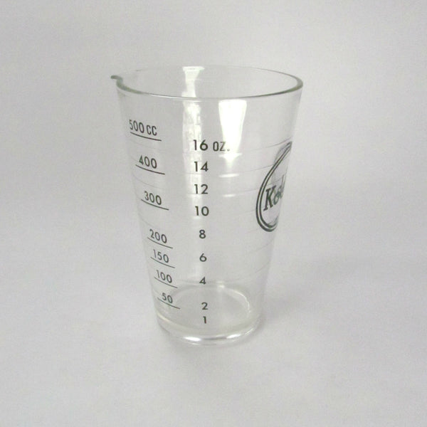 Vintage 16 Oz Glass Kodak Measuring Beaker Attic And Barn Treasures 7420