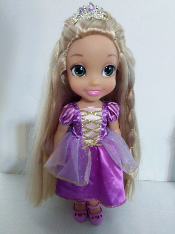 glow and style rapunzel