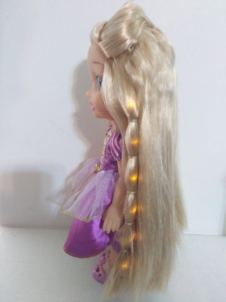 disney princess glow n style rapunzel doll