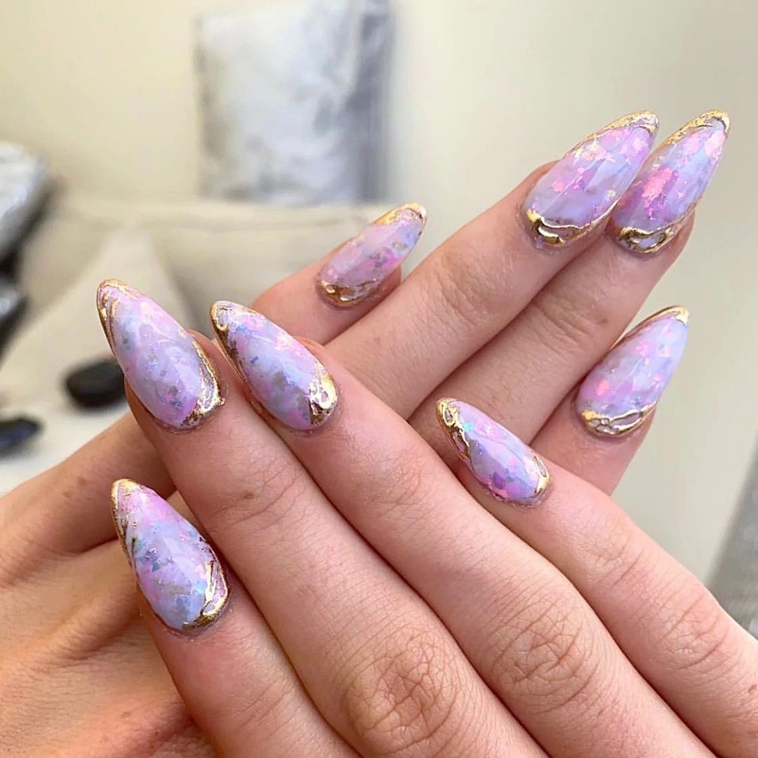 The best nail designs based on your zodiac sign