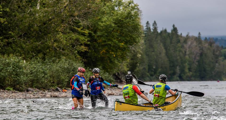Kayak sur la rivière du Raid international Gaspésie