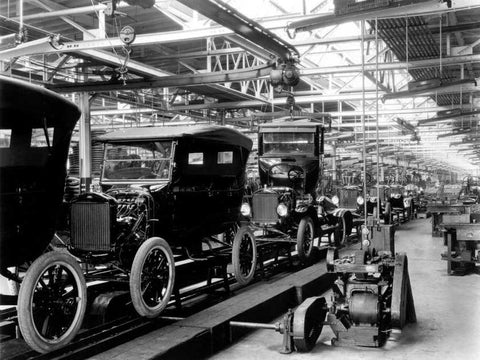 Ford Assembly Line - 1924 - Picture from Windsor Star