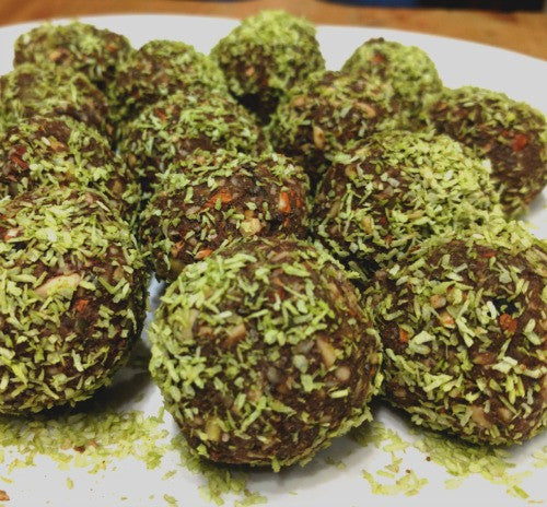 Vegan Raw Cacao Matcha Protein Balls are the perfect snack to bring with you to the workout session