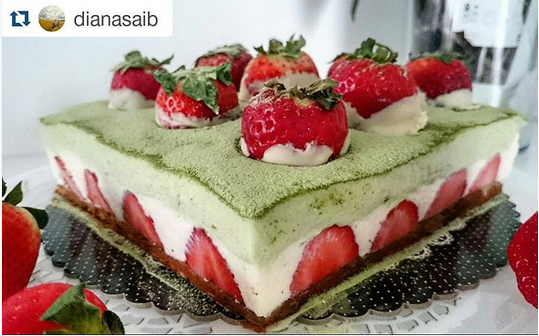 Simple recipe of matcha chocolate mousse cake with matcha genoise and strawberry for the delightful dinner
