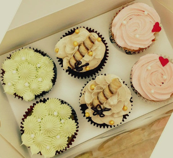 Box of sweet love --- Double Matcha Frosting Cupcakes