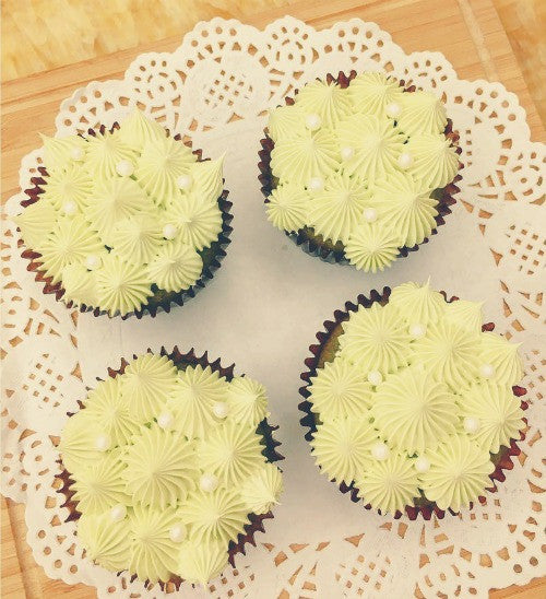 Double Matcha Green Tea Buttercream Cupcakes surely will satisfy your matcha craving!