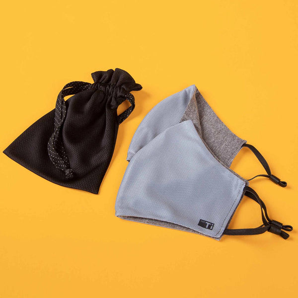 Reusable face mask with carrying case