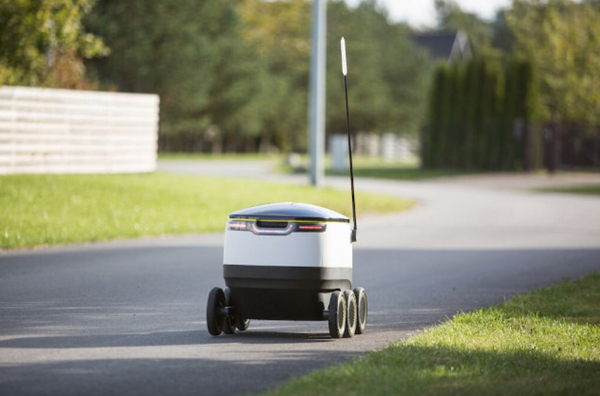 Starship robot | Shopify Retail blog