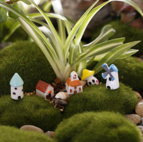 How to make a terrarium: Figurines | Shopify Retail blog