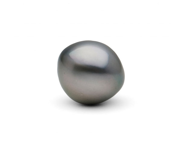 One HUGE, undrilled 17 mm button-shape Tahitian pearl