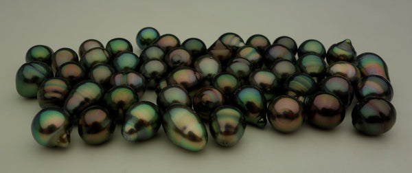 Baroque Tahitian pearls with intense colors