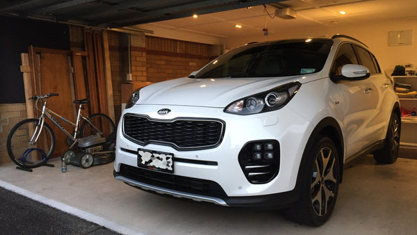 2017 Kia Sportage GT-Line Equipped with BlackVue DR750S-2CH + B-112 Battery Pack (car view)