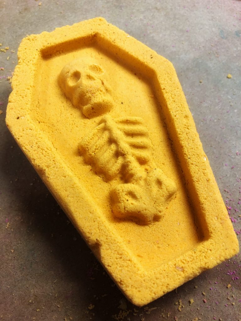 coffin bath bomb