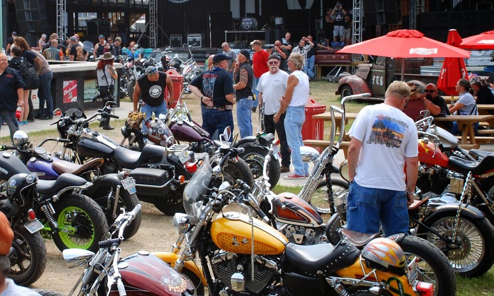 THE HORSE B.C. WITH MICHAEL BALLARD'S FULL THROTTLE SALOON'S 2016 10TH ANNUAL FREE RIDE IN BIKE SHOW DURING THE 76TH RALLY