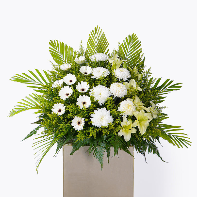 flowers_stand Undying Love Condolence / Funeral Flowers