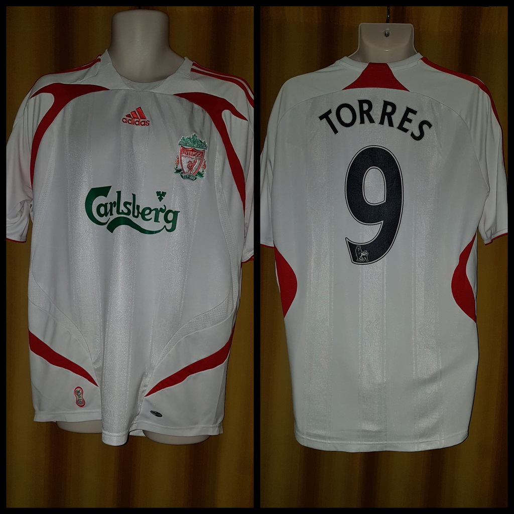 torres liverpool kit