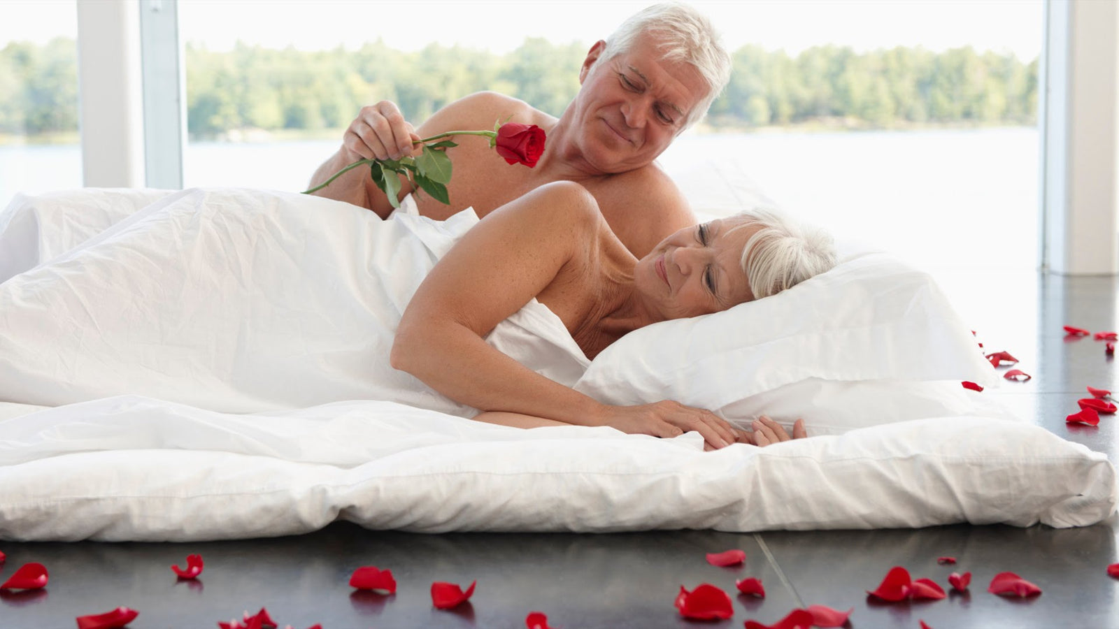 Секс Пожилых В Отеле Эротика