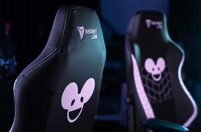 Front and back views of Secretlab deadmau5 Edition OMEGA and TITAN gaming chairs