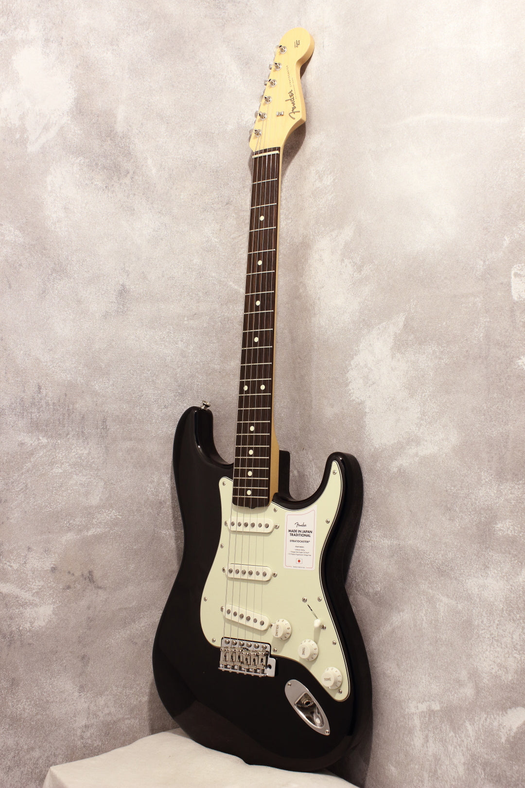 ☆美品！ Fender Japan Traditional 60s ストラト cinema.sk