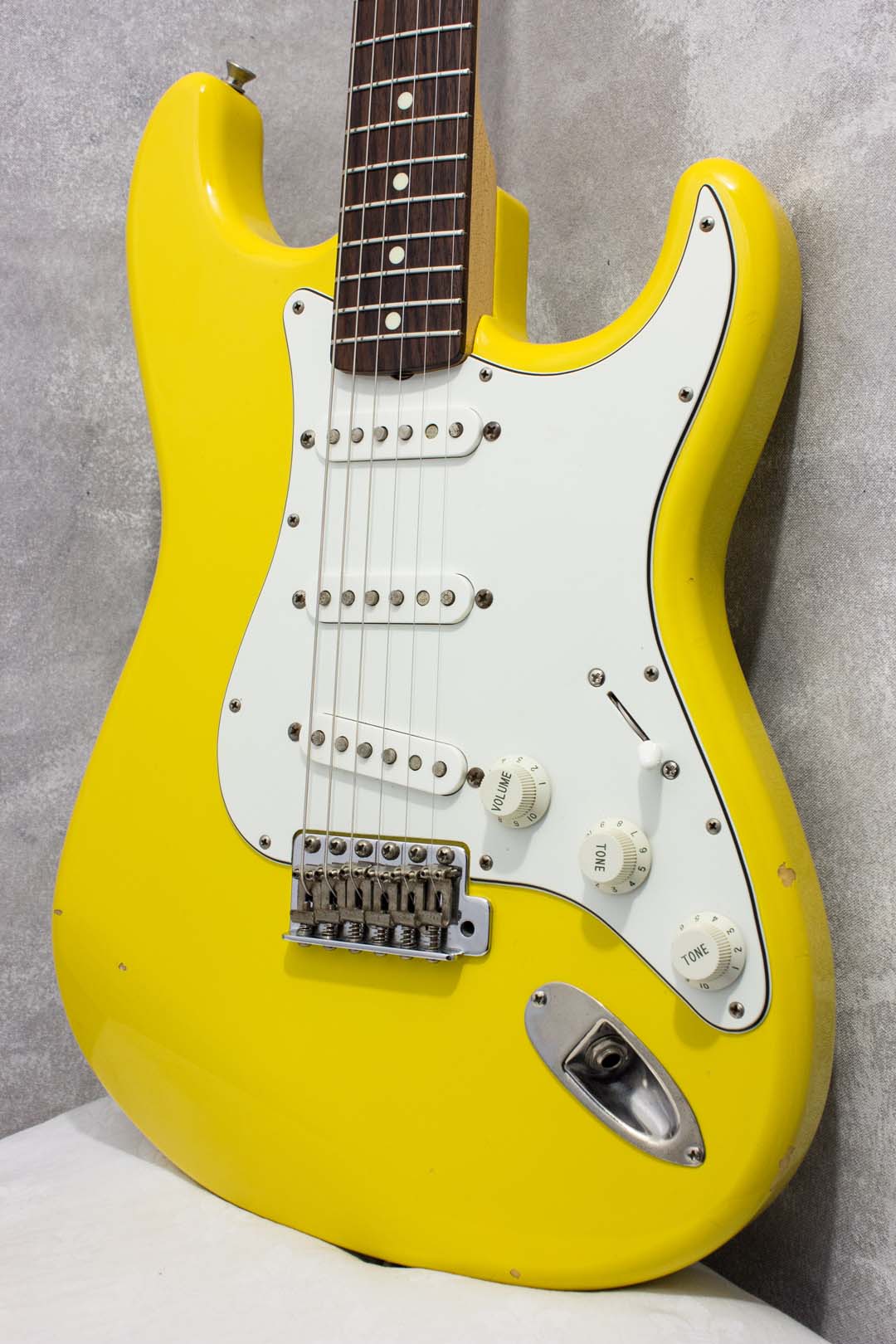 yellow strat