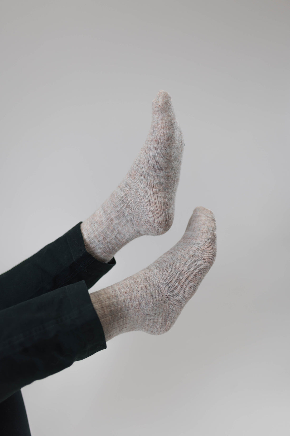 Cozy Cabin Cashmere Socks | Oyster Shell - dermovitalia