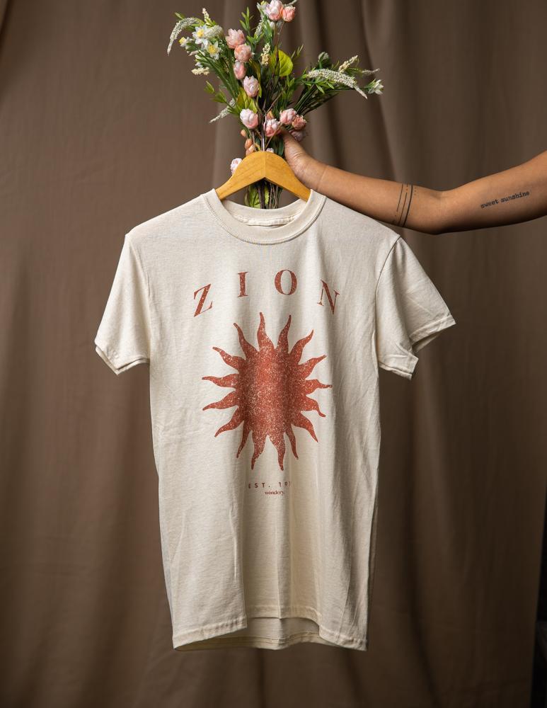 Zion Girlfriend Tee - dermovitalia