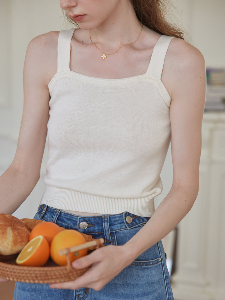 Stella Simple White Knit Top