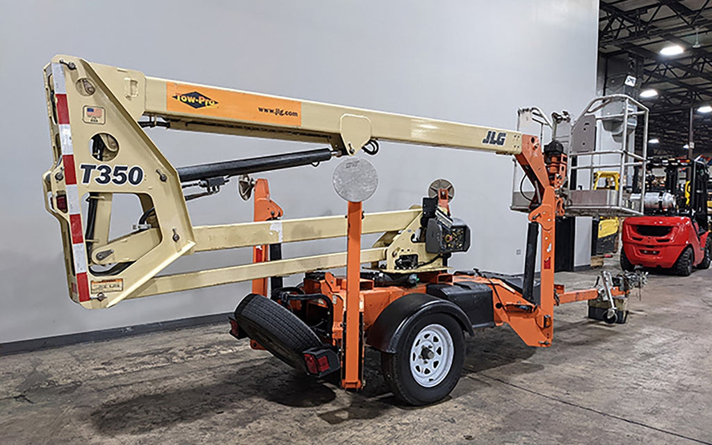 2014 JLG T350 TOWABLE BOOM LIFT AERIAL LIFT 35' REACH ELECTRIC 4WD