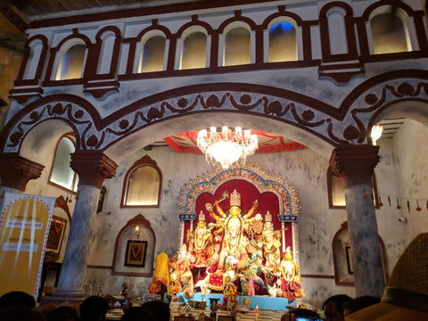 Old Bengali house pandal idol 2018