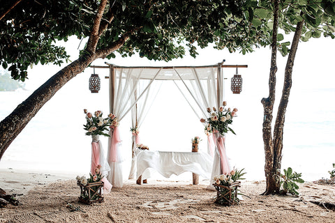 Your tropical, romantic beach wedding Seychelles Ceremony under palm trees, civil ceremony conducted by registrar in cooperation with wedding planner.