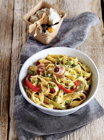 Greek Hilopites / Tagliatelle with caramelised red Peppers, Capers and Anchovies