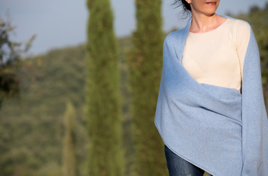 stola in cashmere del brand dalle piane cahsmere