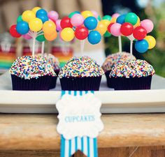 circus party cupcakes with sprinkles and balloons carnival theme party baby boy