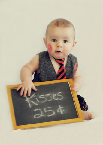 kisses 25 cents valentines day photo mini session idea boys valentines outfit ideas