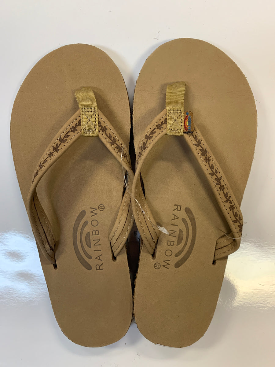 sierra's flip flops with interchangeable straps