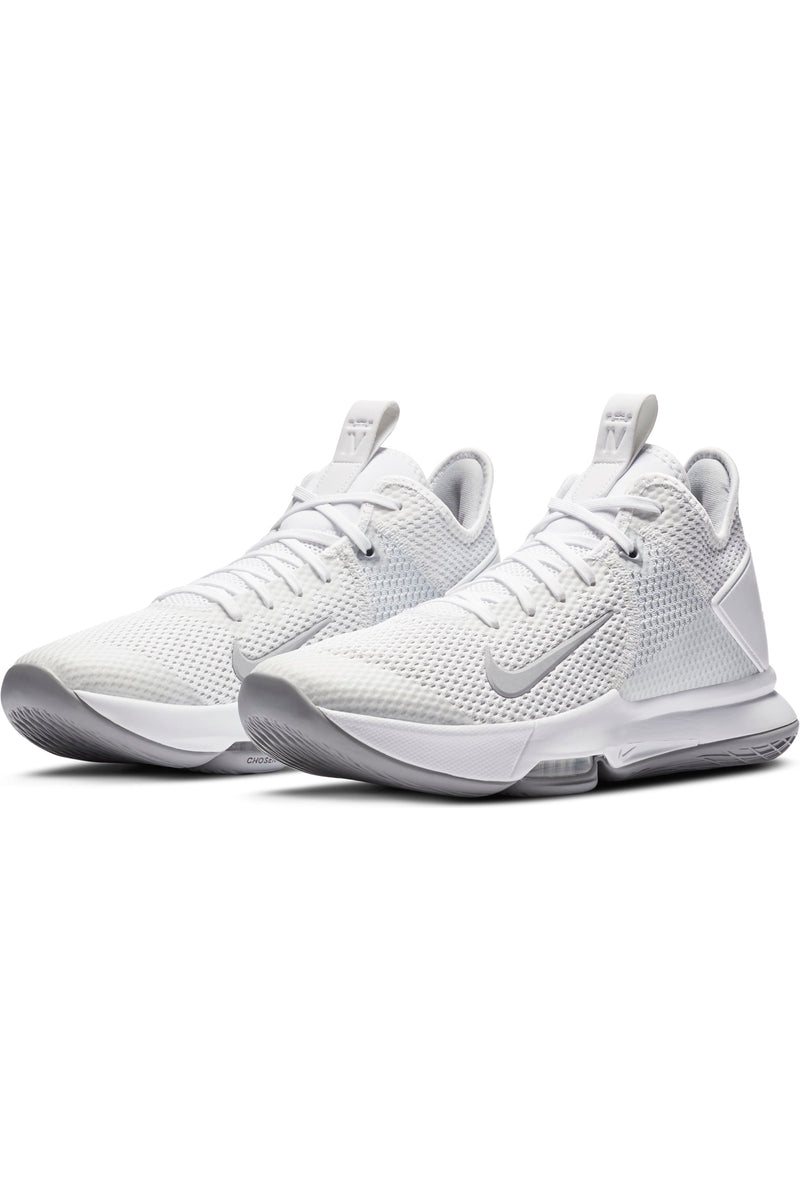 NIKE Men's Lebron Witness IV Sneaker 