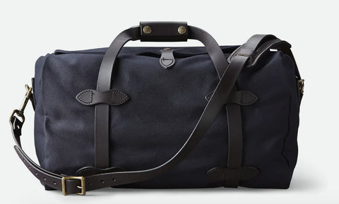 best gym bag 2020, filson gym bag, gym bag for him, gym bag for her