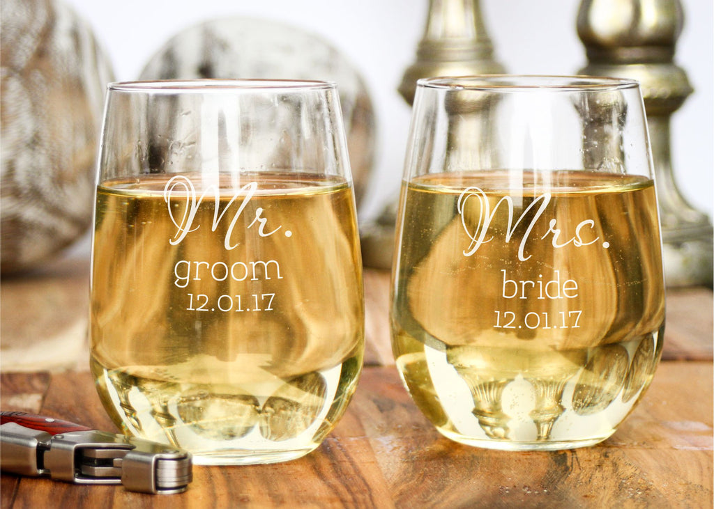 personalized-stemless-wine-glass-from-engravemethis