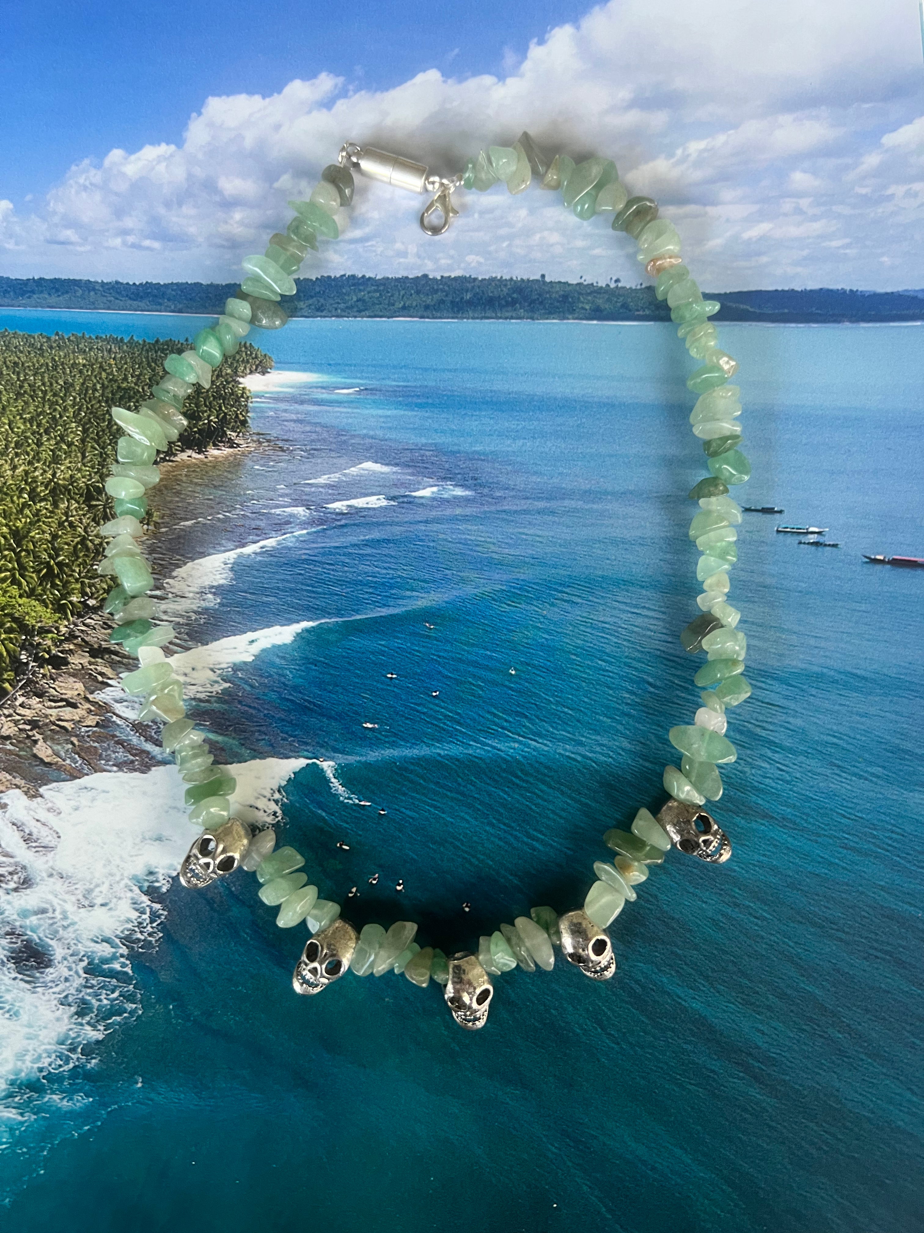AVENTURINE CRYSTAL CHIP| Mini skulls Necklace| One of a Kind| - Honorooroo Lifestyle