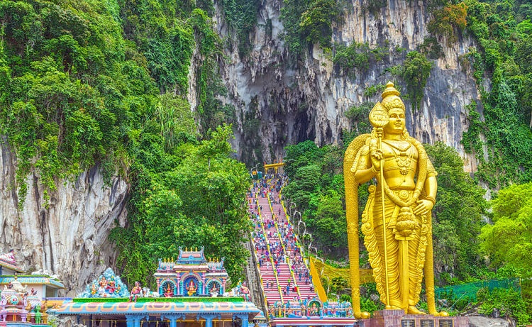 7 Popular Family-friendly Attractions to Visit in Kuala Lumpur - Batu Caves