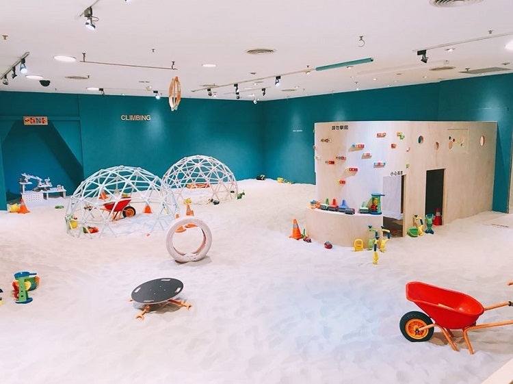 Indoor Playgrounds in Taipei - Hape Playcentre