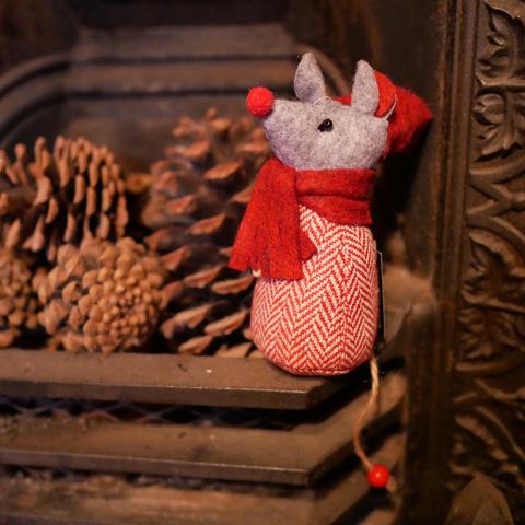 Christmas mouse decoration
