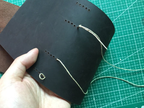 tutorial - make a leather journal 18