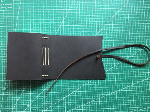 tutorial - make a leather journal 50