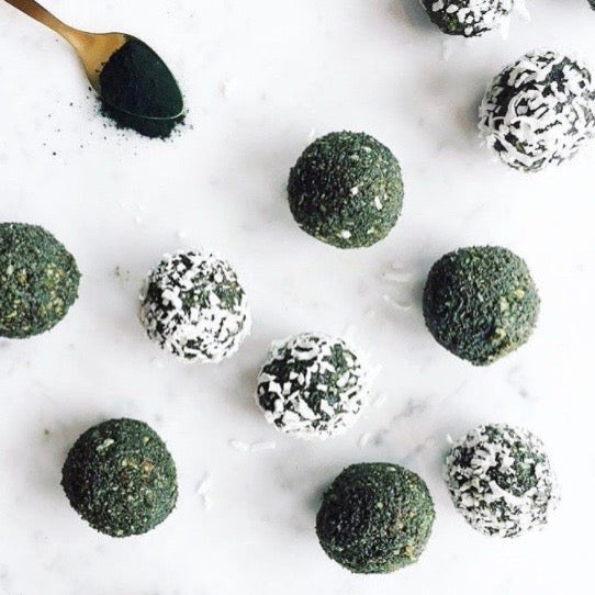 green raw superfood bliss balls